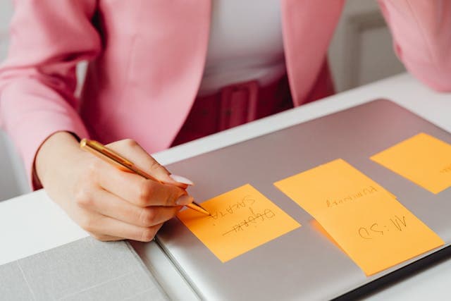 Structured metadata tagging and reporting